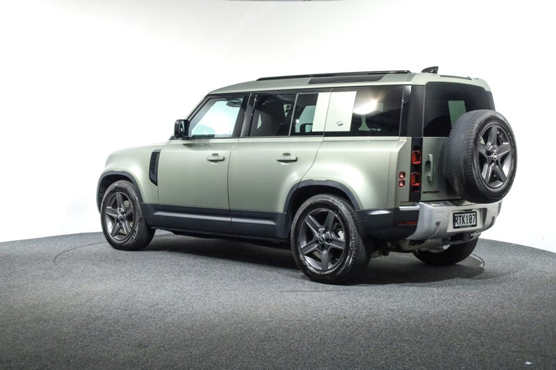2021 Land Rover Defender 110 D240 SE, 4WD, 2 YE... image 2