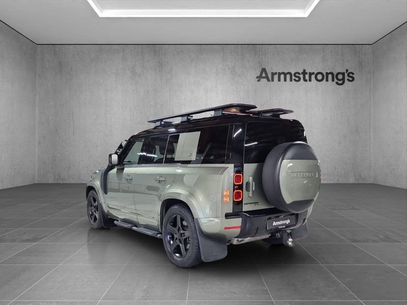 2021 Land Rover Defender 110 D300 SE 3.0TDI image 3