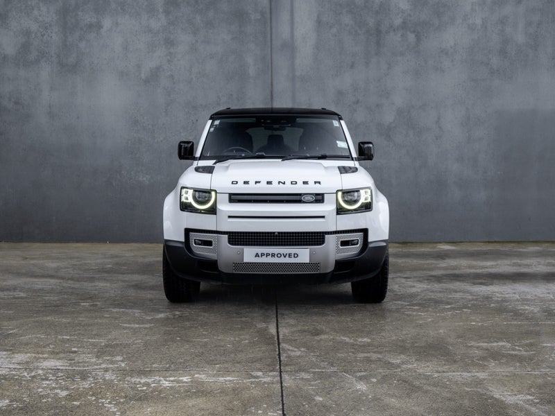 2021 Land Rover Defender 110 P400 SE 3.0PT image 2