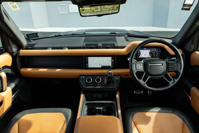 2021 Land Rover Defender 90 P400 X image 4