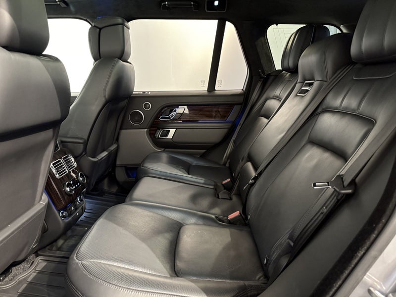 2021 Land Rover Range Rover SDV8 VOGUE SE, 4.4... image 5