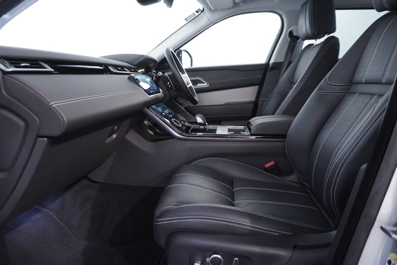2021 Land Rover Range Rover Velar D300 R-DYNAMI... image 3