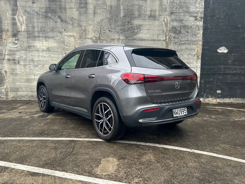2021 Mercedes-Benz EQA 250 140KW/EV/FD image 5
