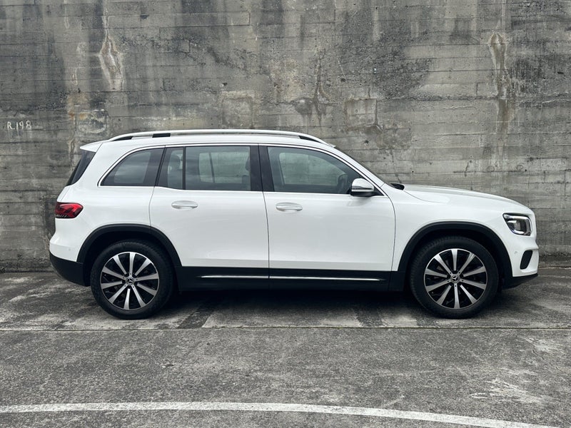 2021 Mercedes-Benz GLB 200 200 1.3P/7AT image 2