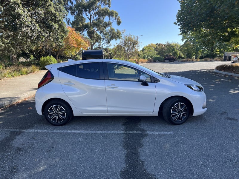 2021 Toyota Aqua 1.5 Hybrid G 5 Dr Hatch CVT 2WD image 3