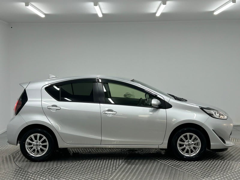 2021 Toyota Aqua 1.5 Hybrid S image 2