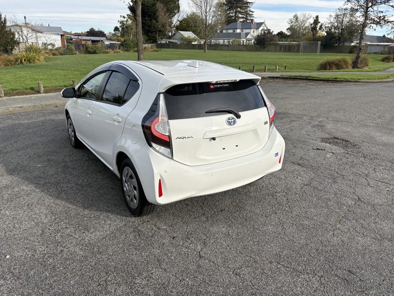 2021 Toyota Aqua 1.5 Hybrid S 5 Dr Hatch CVT 2WD image 2