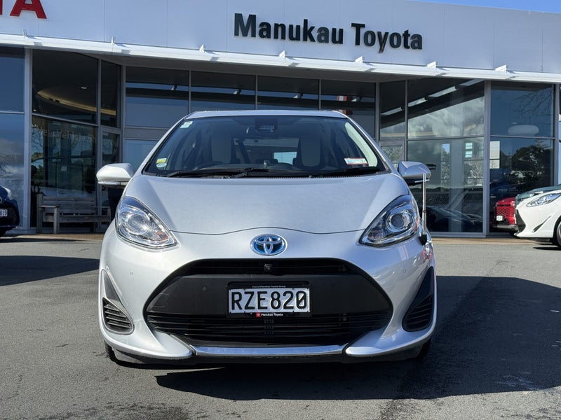 2021 Toyota Aqua 1.5 Hybrid S Business Package... image 2
