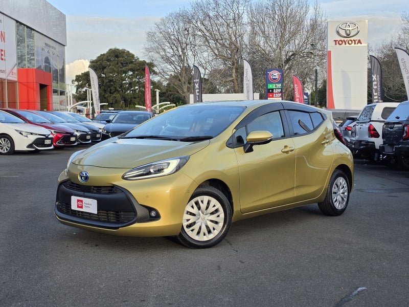 2021 Toyota Aqua 1.5 Hybrid X 5 Dr Hatch CVT 2W... image 2