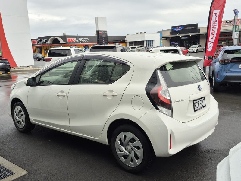 2021 Toyota Aqua 1.5P HYBRID Auto L image 5