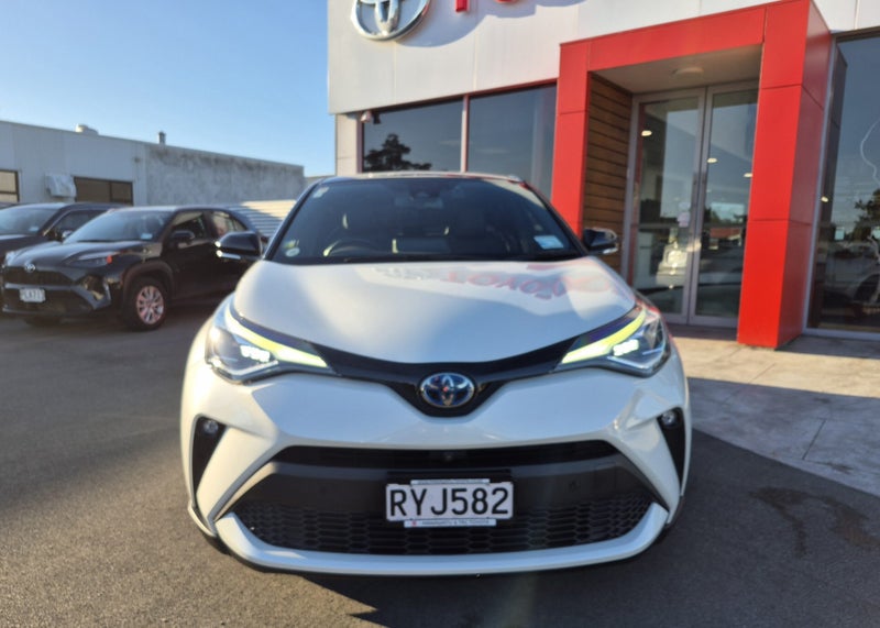 2021 Toyota C-HR 1.8 Hybrid G Automatic Hybrid SUV image 2