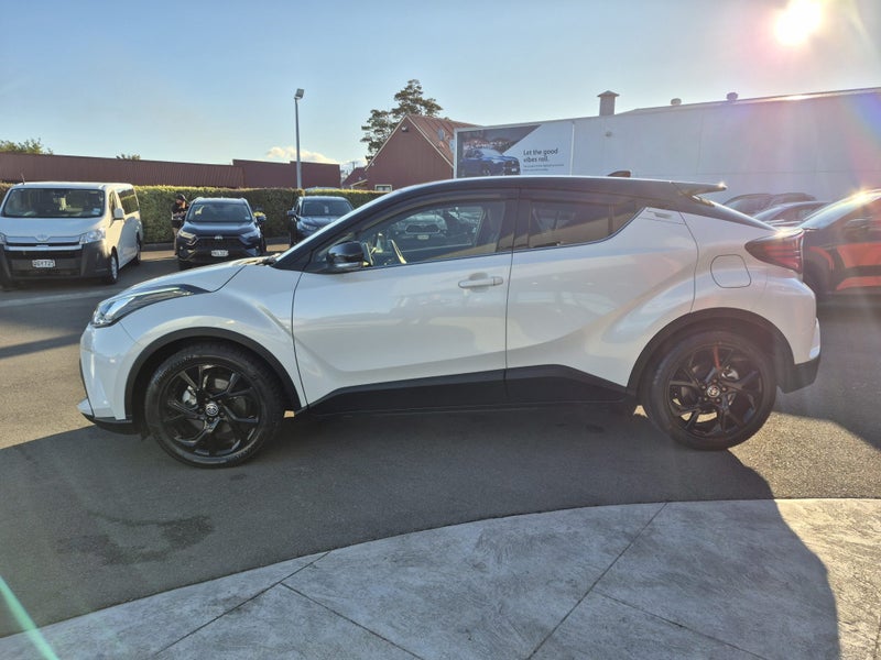 2021 Toyota C-HR 1.8 Hybrid G Automatic Hybrid SUV image 5