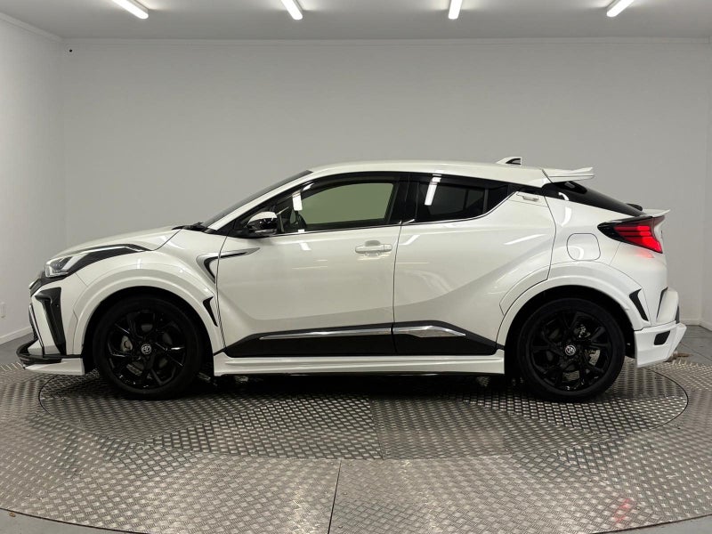 2021 Toyota C-HR 1.8 Hybrid G Mode Nero Safety... image 4