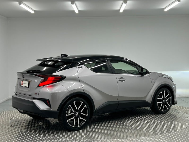 2021 Toyota C-HR 1.8 Hybrid GR Sport image 3