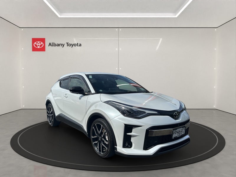 2021 Toyota C-HR 1.8 Hybrid S 5 Dr SUV CVT FWD... image 1