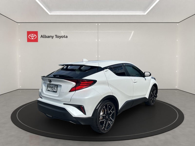2021 Toyota C-HR 1.8 Hybrid S 5 Dr SUV CVT FWD... image 3