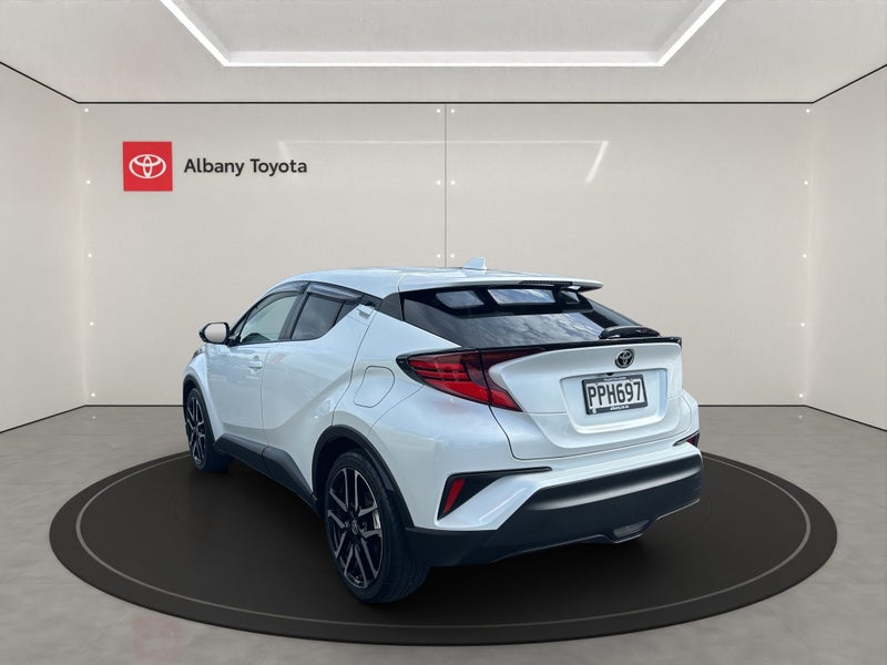 2021 Toyota C-HR 1.8 Hybrid S 5 Dr SUV CVT FWD... image 5