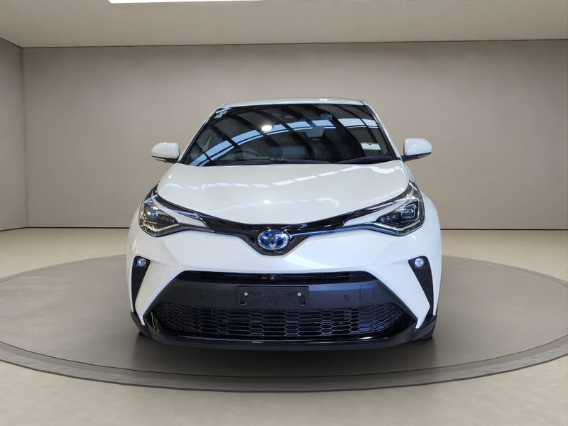2021 Toyota C-HR 1.8L Hybrid G FWD SUV image 2