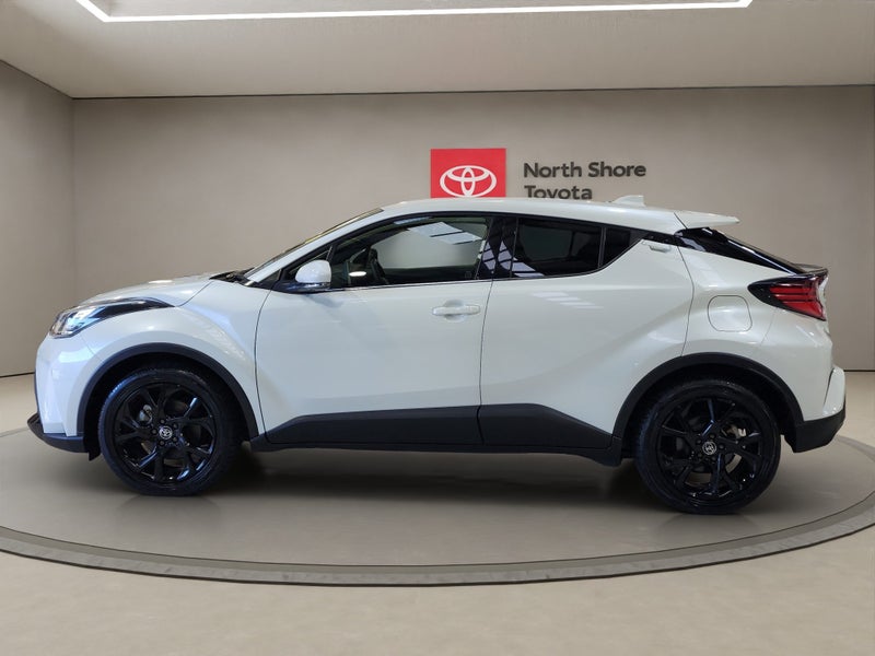 2021 Toyota C-HR 1.8L Hybrid G FWD SUV image 4