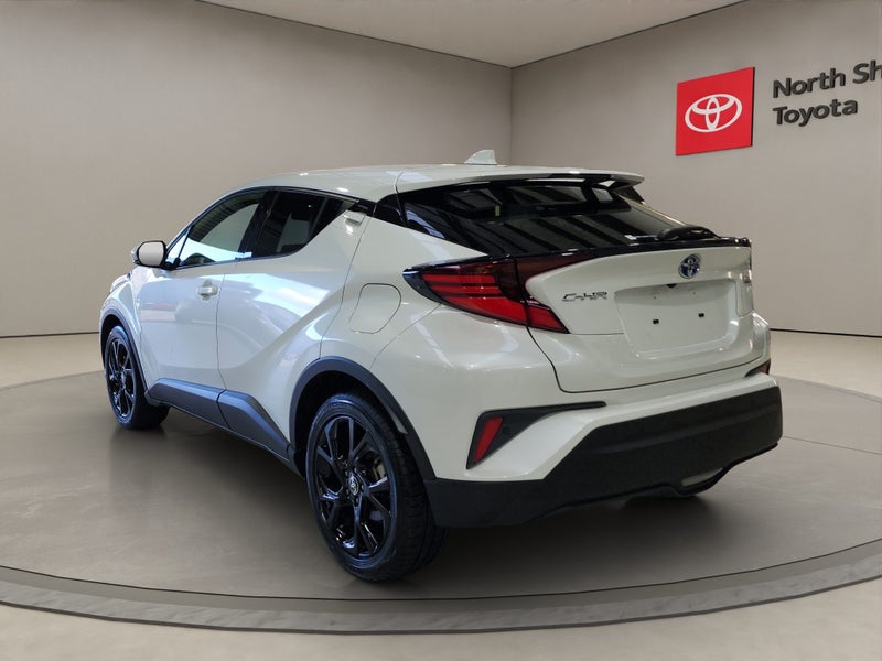 2021 Toyota C-HR 1.8L Hybrid G FWD SUV image 5