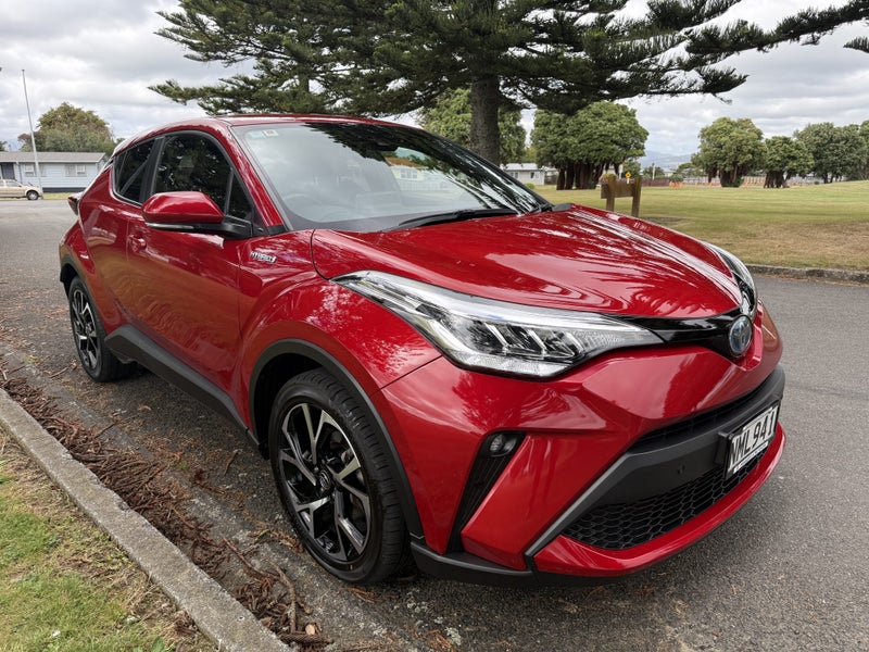 2021 Toyota C-HR 1.8P Hybrid FWD Automatic SUV image 3