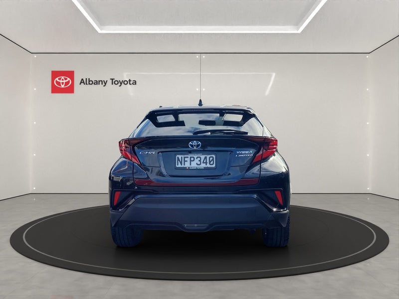 2021 Toyota C-HR Limited 1.8P HV ECVT FWD SUV/5... image 4