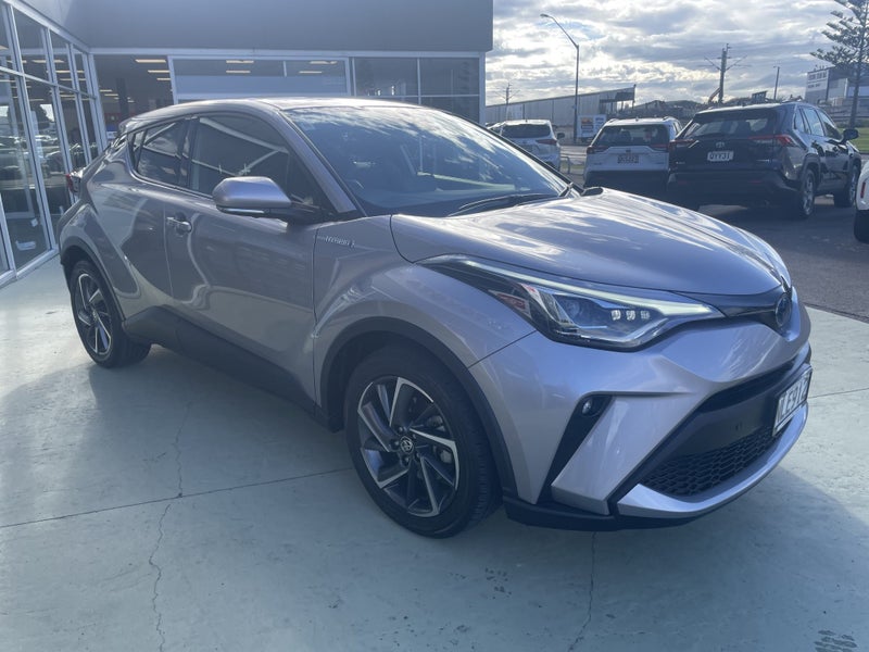 2021 Toyota C-HR Limited 1.8P Hybrid FWD Automa... image 3