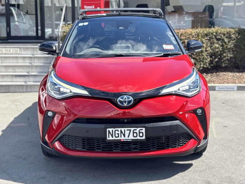 2021 Toyota C-HR LIMITED HYBRID, Push Start image 2