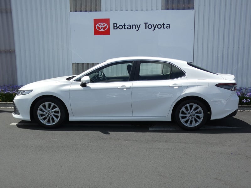 2021 Toyota Camry GX image 5