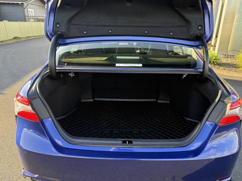 2021 Toyota Camry SX 2.5P HV ECVT FWD SD/5D/5S... image 5