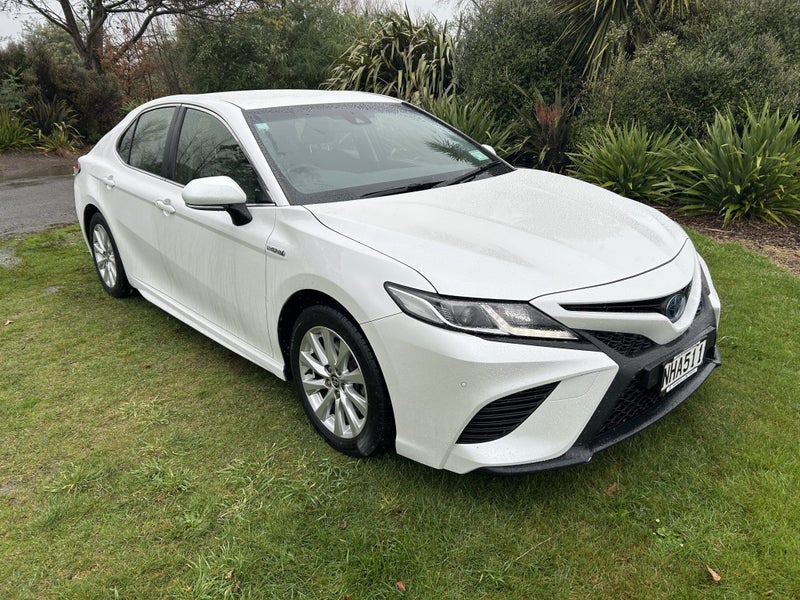 2021 Toyota Camry SX 2.5P Hybrid FWD Automatic... image 3