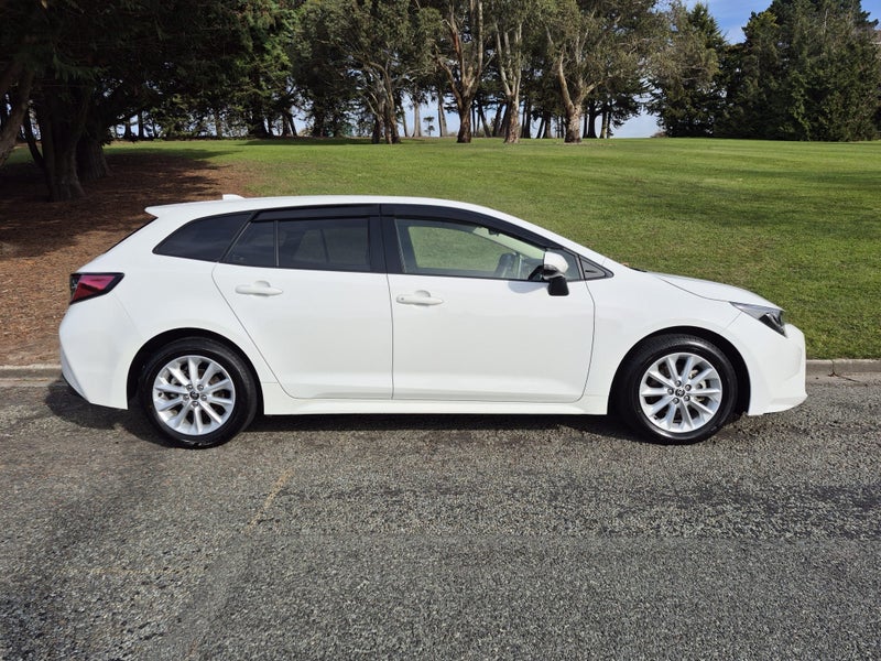 2021 Toyota Corolla 1.8 Hybrid S Touring 5 Dr W... image 3