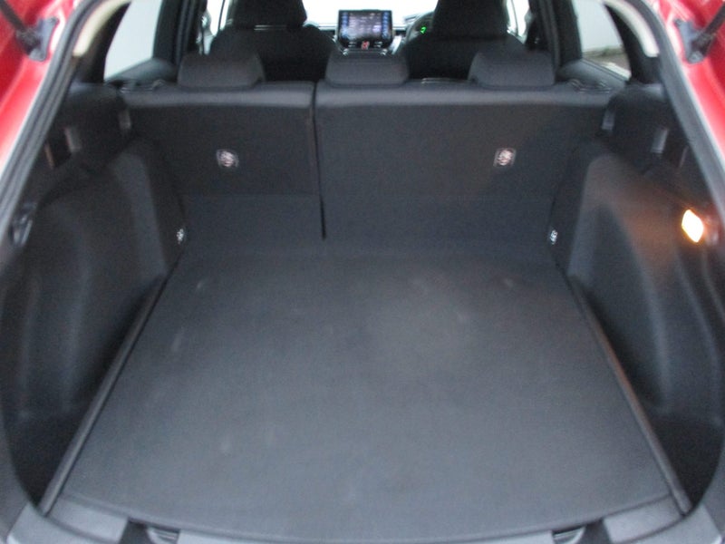 2021 Toyota Corolla 1.8 Hybrid S Touring + Warr... image 4