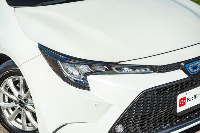 2021 Toyota Corolla 1.8 Hybrid Touring Wagon image 2