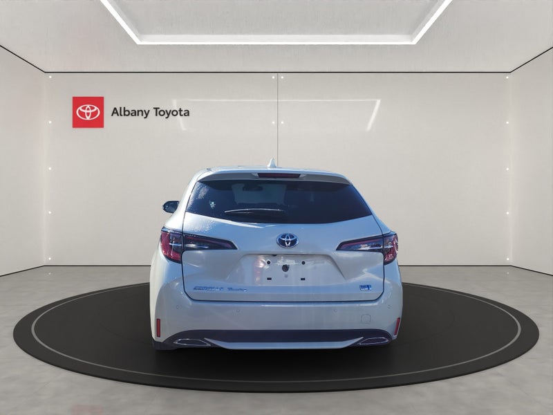 2021 Toyota Corolla 1.8 Hybrid WxB 5 Dr Wagon C... image 4