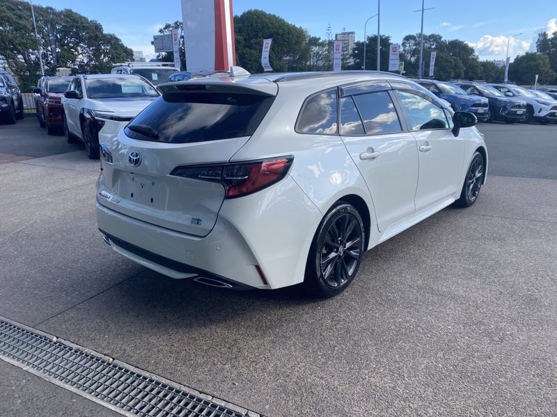 2021 Toyota Corolla 1.8 Hybrid WxB 5 Dr Wagon C... image 2