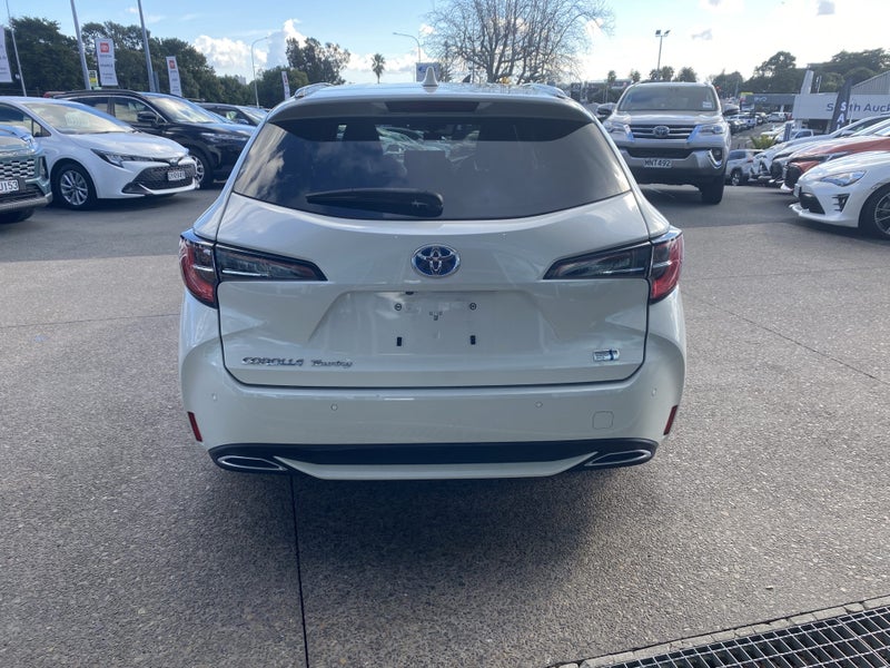 2021 Toyota Corolla 1.8 Hybrid WxB 5 Dr Wagon C... image 3