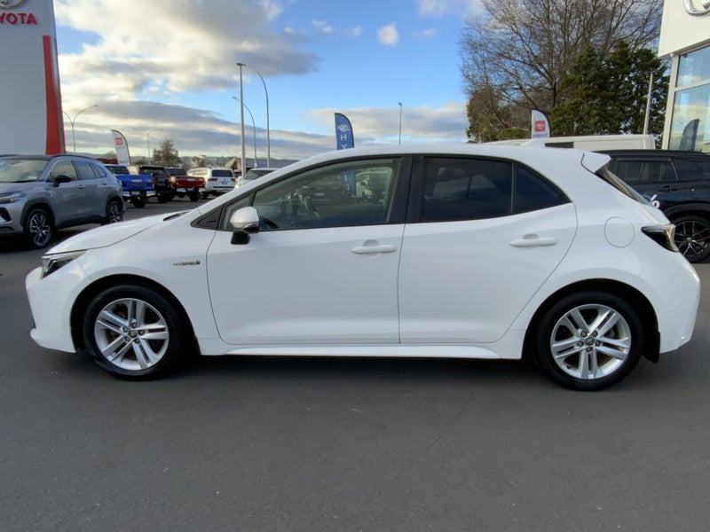 2021 Toyota Corolla ***Ex Government Department... image 4
