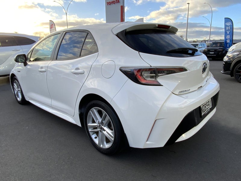 2021 Toyota Corolla ***Ex Government Department... image 5