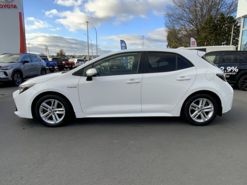 2021 Toyota Corolla ***Ex Government Department... image 5
