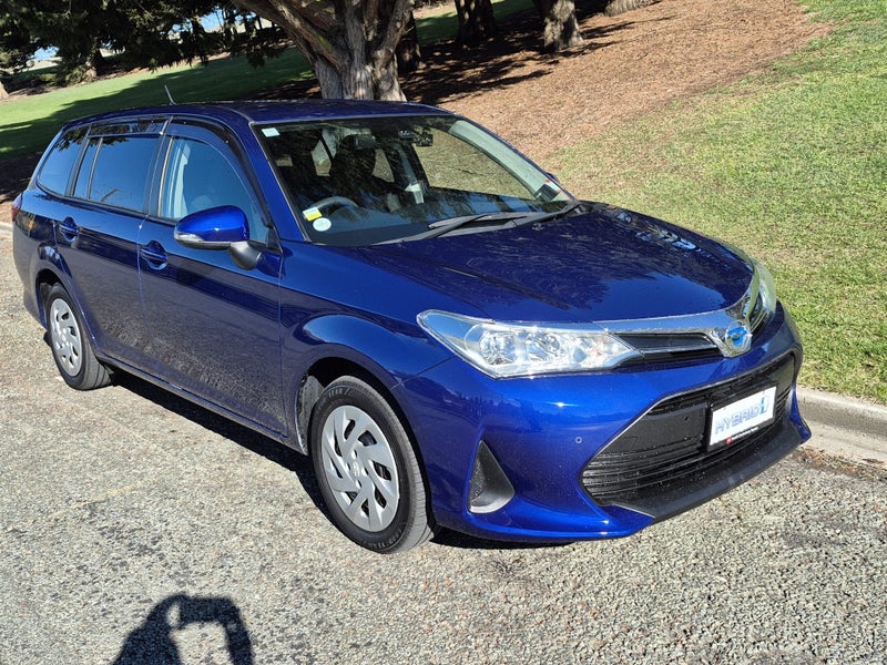 2021 Toyota Corolla Fielder 1.5 Hybrid EX 5 Dr... image 3