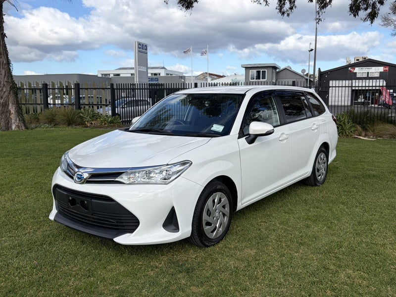 2021 Toyota Corolla Fielder 1.5 Hybrid EX Autom... image 3