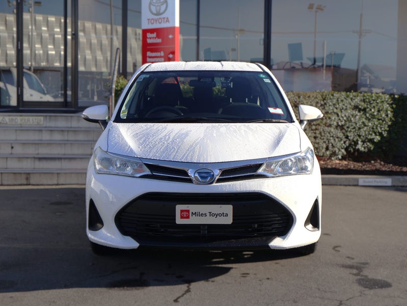 2021 Toyota Corolla Fielder 1.5 Hybrid Wagon image 2
