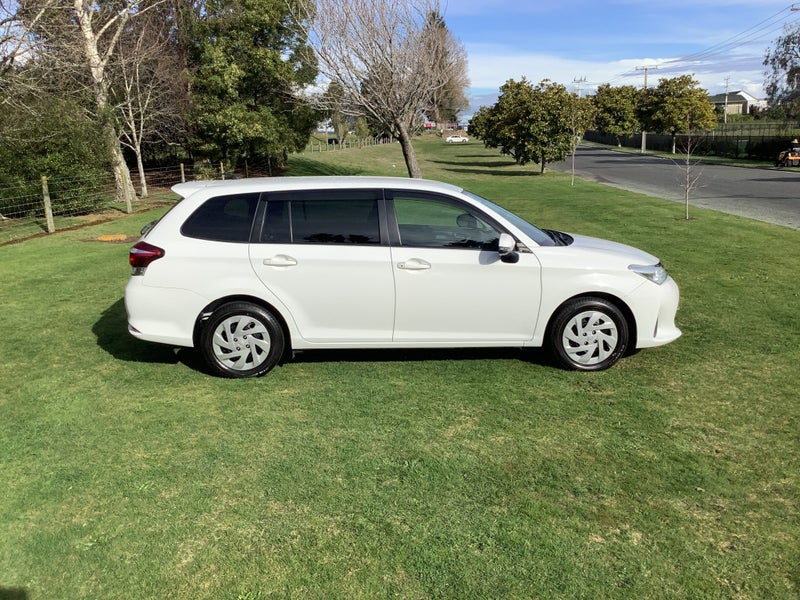 2021 Toyota Corolla Fielder 1.5L Hybrid Electri... image 4