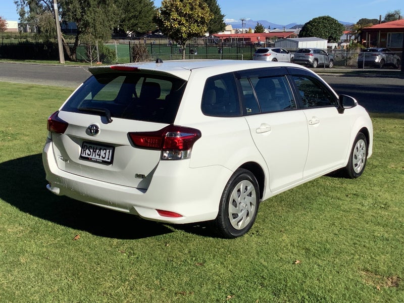2021 Toyota Corolla Fielder Wagon 1.5L Hybrid E... image 5