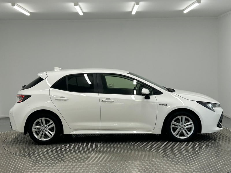 2021 Toyota Corolla GX 1.8P Hybrid image 2