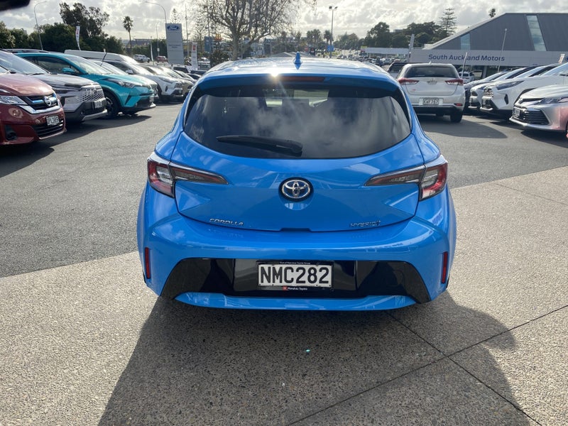 2021 Toyota Corolla GX 1.8P Hybrid image 3