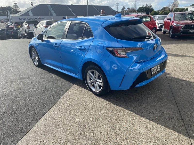 2021 Toyota Corolla GX 1.8P Hybrid image 5