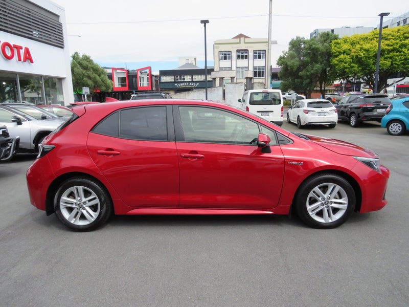 2021 Toyota Corolla GX 1.8P Hybrid image 3