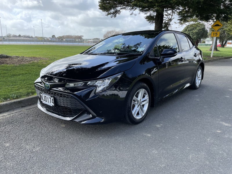2021 Toyota Corolla GX 1.8P Hybrid Automatic Ha... image 1